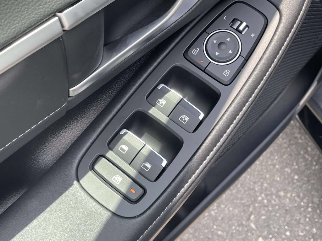 New 2026 Hyundai Sonata Limited FWD image 16