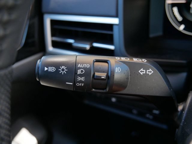 Used 2023 Mitsubishi Outlander SE AWD/4WD image 19