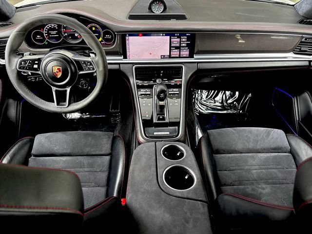 Used 2019 Porsche Panamera GTS AWD/4WD image 27