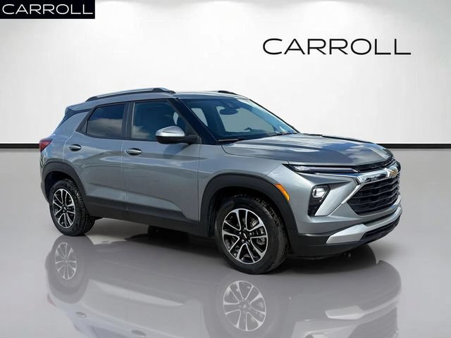 Used 2025 Chevrolet TrailBlazer LT w/ Driver Confidence Package FWD image 1