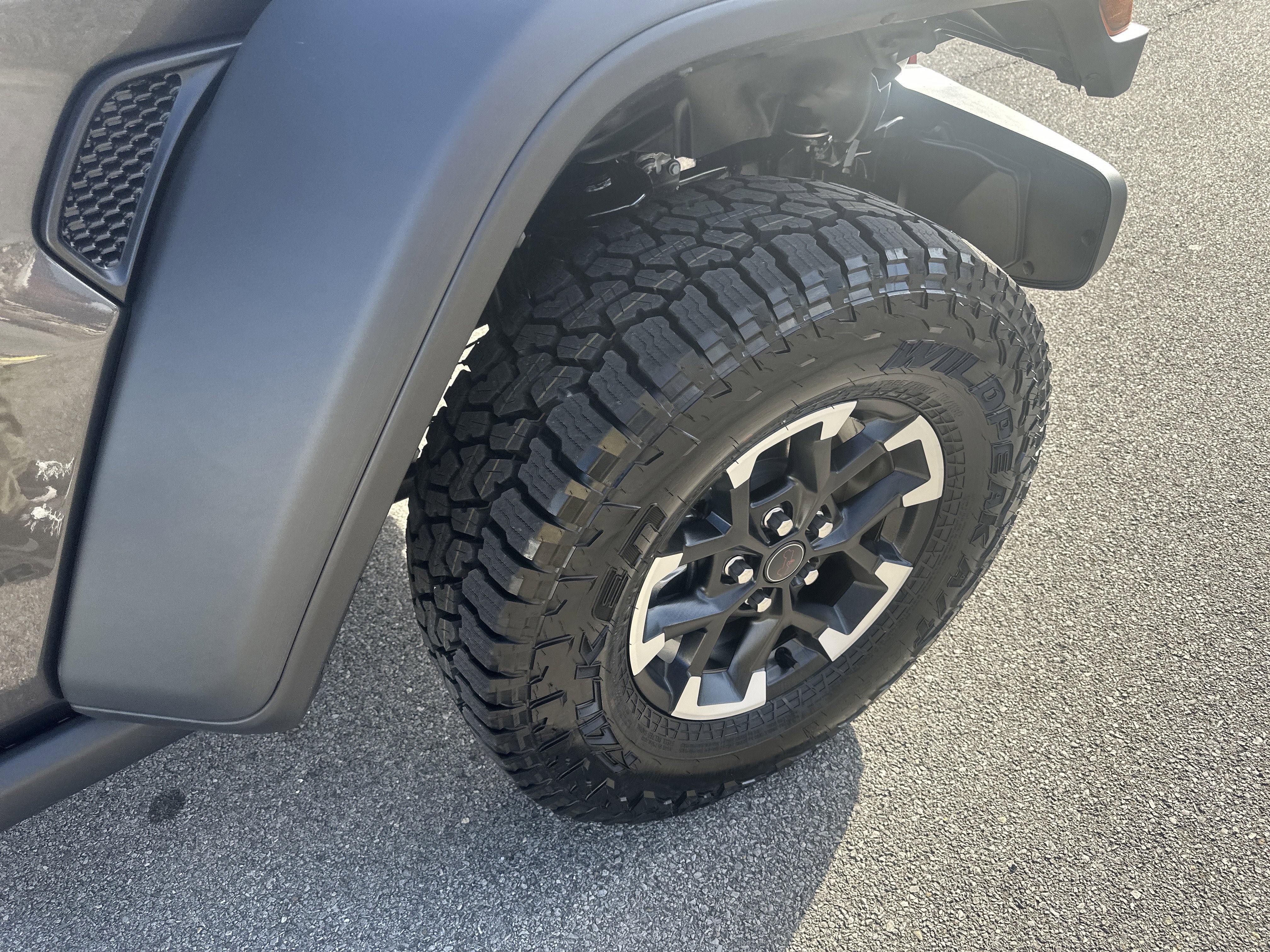New 2026 Jeep Gladiator Rubicon AWD/4WD image 31