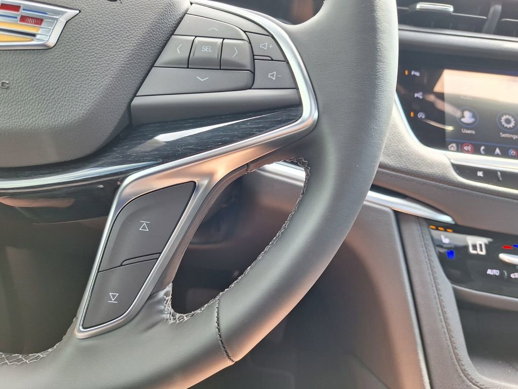 New 2026 Cadillac XT5 Premium Luxury w/ Driver Assist Package FWD image 21