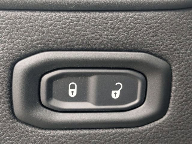 New 2026 Jeep Gladiator Sport image 16