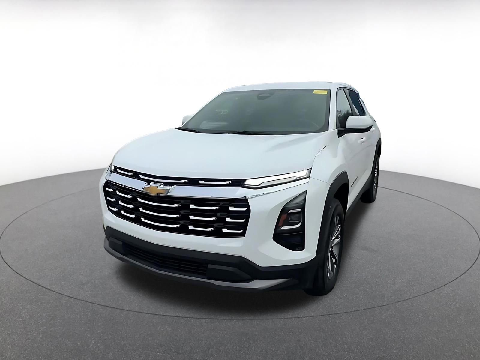 Used 2025 Chevrolet Equinox LT image 7