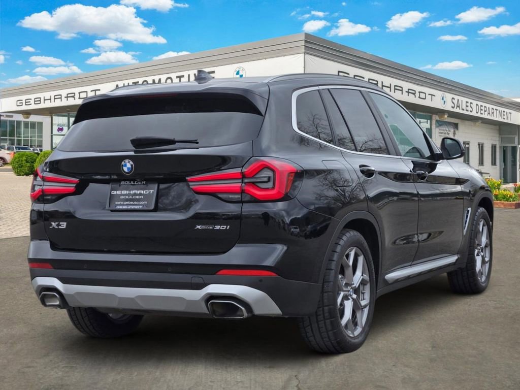 Used 2023 BMW X3 xDrive30i w/ Premium Package image 5