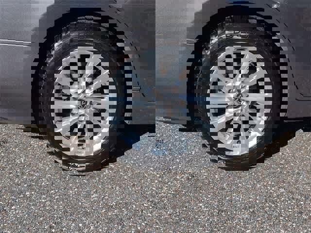 Used 2024 Toyota Camry LE image 14