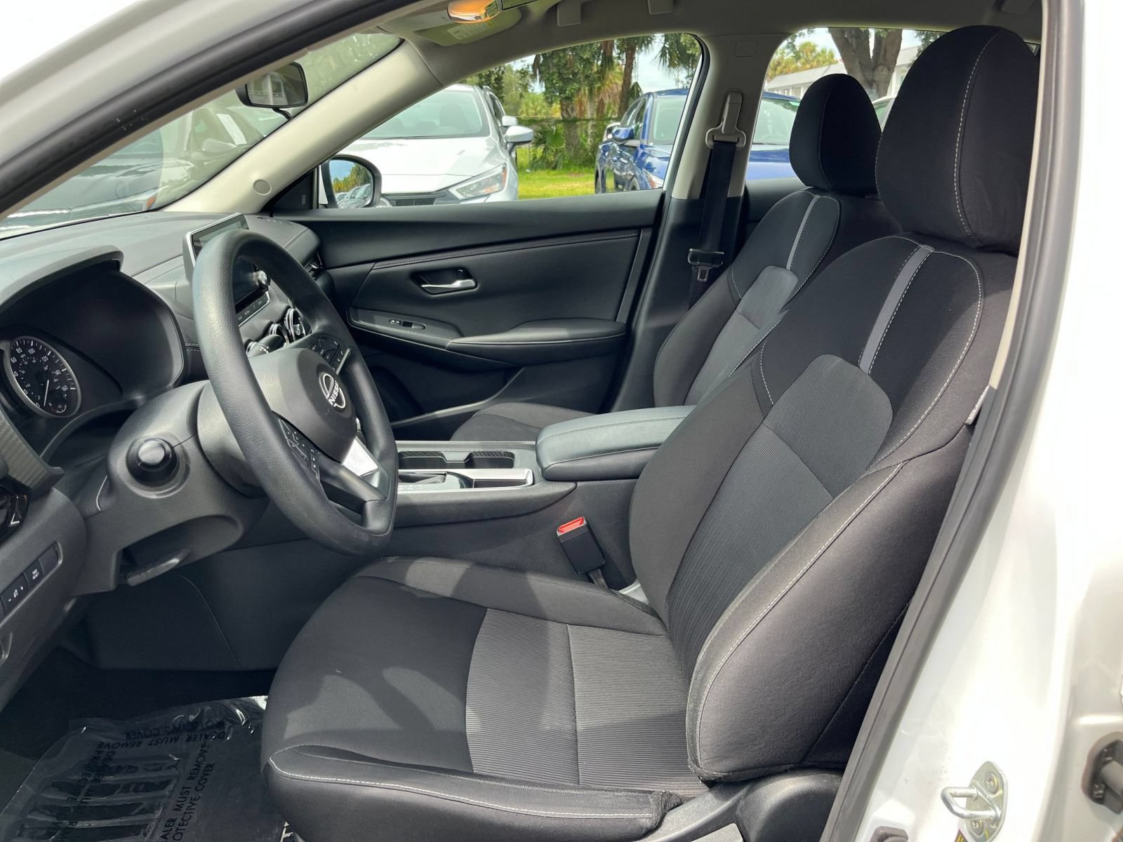 Used 2025 Nissan Sentra SV FWD image 24