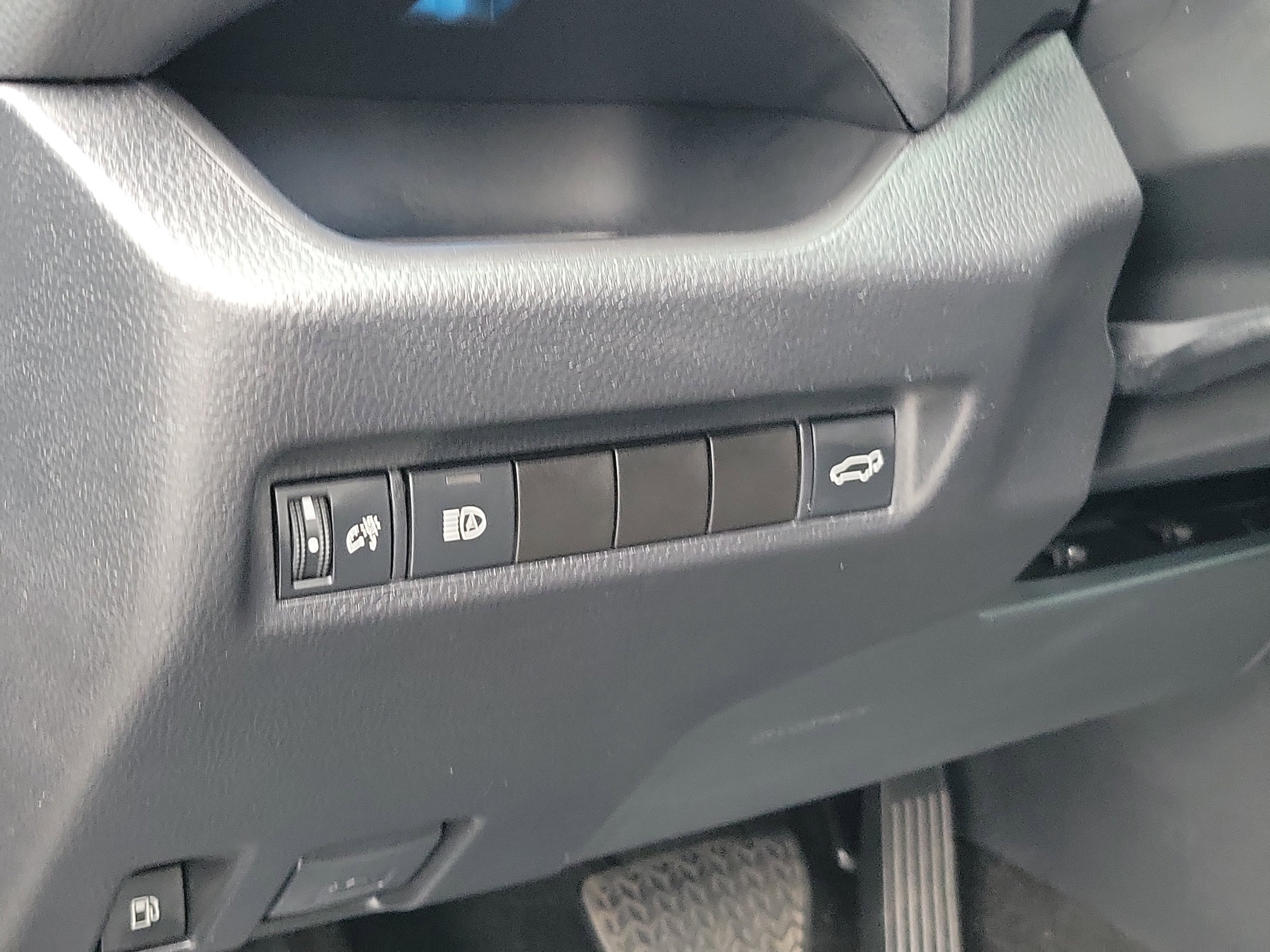 Certified 2022 Toyota RAV4 XSE image 19