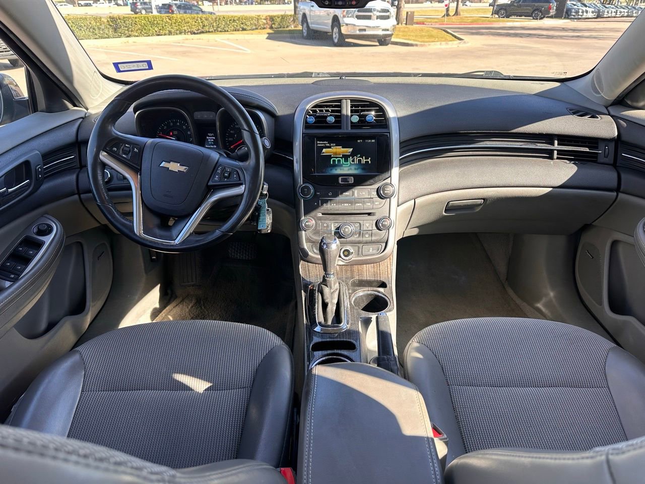 Used 2015 Chevrolet Malibu LT image 17