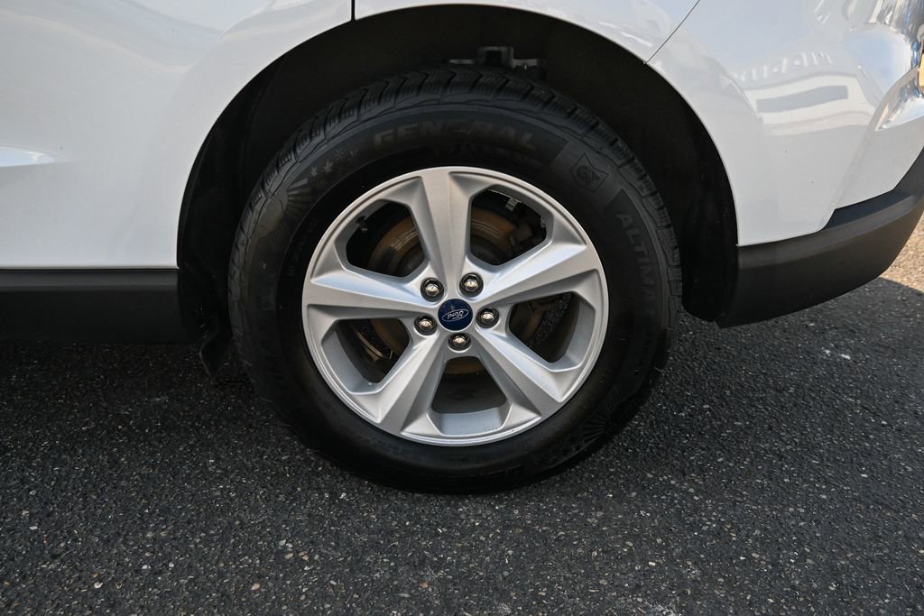 Used 2020 Ford Edge SE AWD/4WD image 13