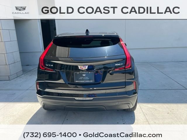 Certified 2024 Cadillac XT4 Luxury w/ Cold Weather Package FWD image 3