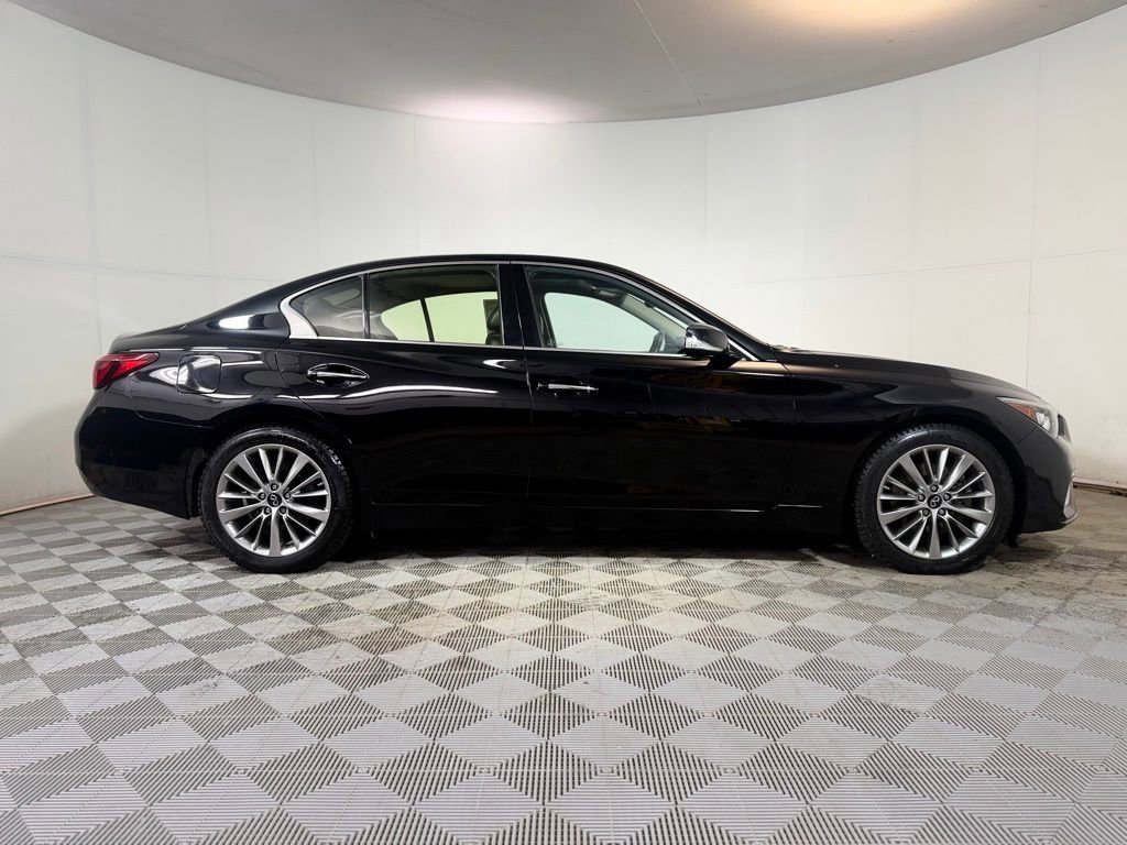 Used 2022 INFINITI Q50 Luxe image 7