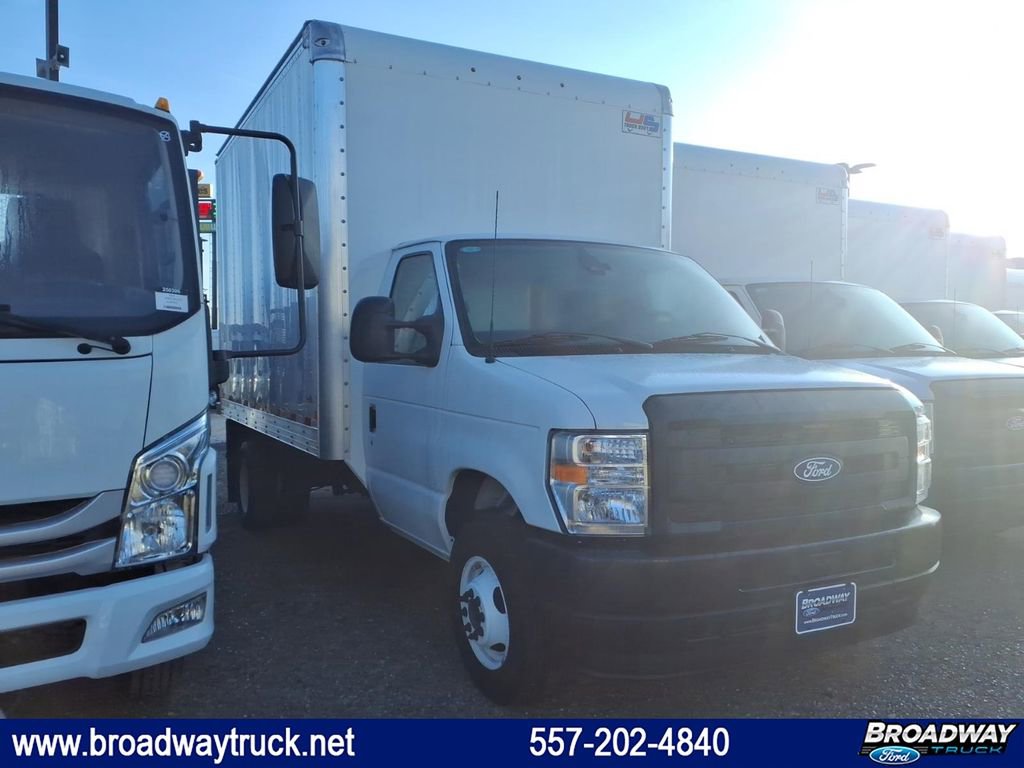 New 2026 Ford E-450 and Econoline 450 Super Duty w/ Power Equipment Group image 1