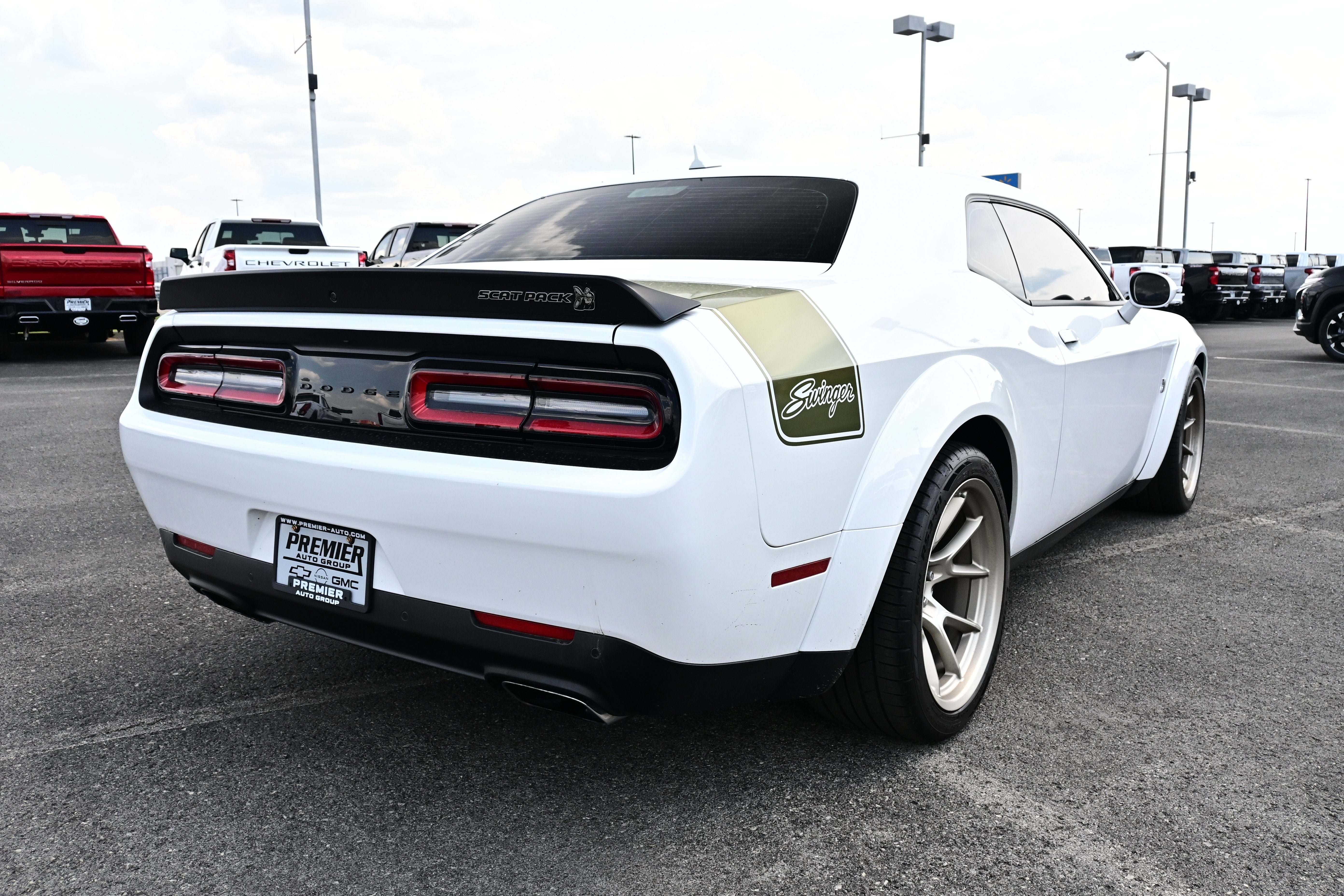 Used 2023 Dodge Challenger R/T Scat Pack RWD image 6