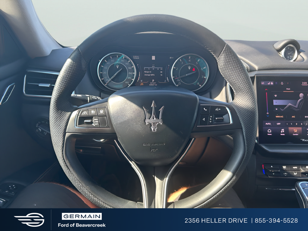 Used 2021 Maserati Ghibli S Q4 AWD/4WD image 18