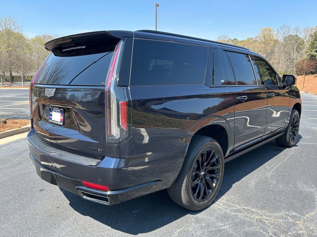 Used 2023 Cadillac Escalade ESV Sport Platinum w/ LPO, ONYX Package image 29