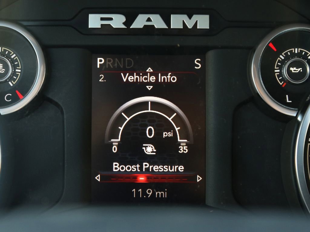 New 2024 RAM 5500 Tradesman image 28