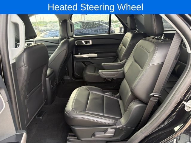 Used 2024 Ford Explorer XLT w/ Equipment Group 202A AWD/4WD image 15