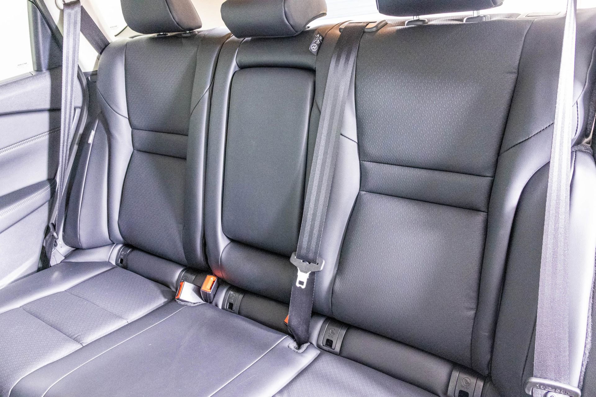 Used 2024 Nissan Rogue SV w/ SV Premium Package image 30