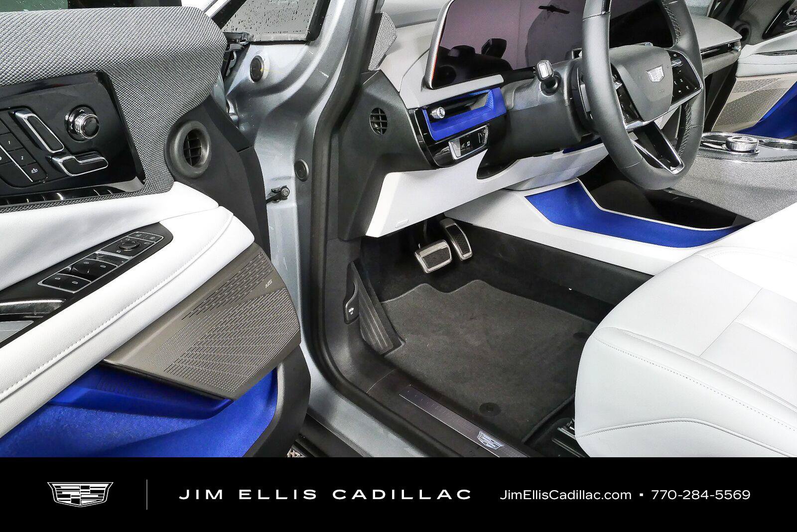 New 2027 Cadillac Optiq Luxury RWD image 9