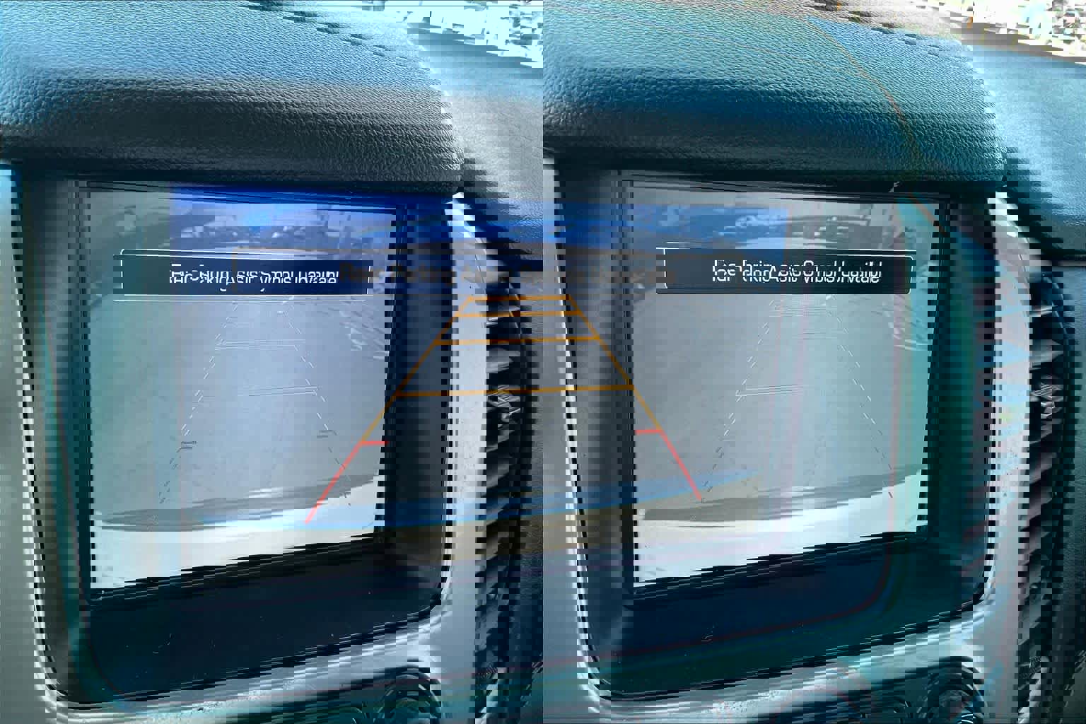 Used 2015 Chevrolet Suburban LT image 26