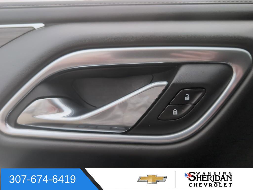 Used 2021 Chevrolet Suburban LT w/ Luxury Package image 22