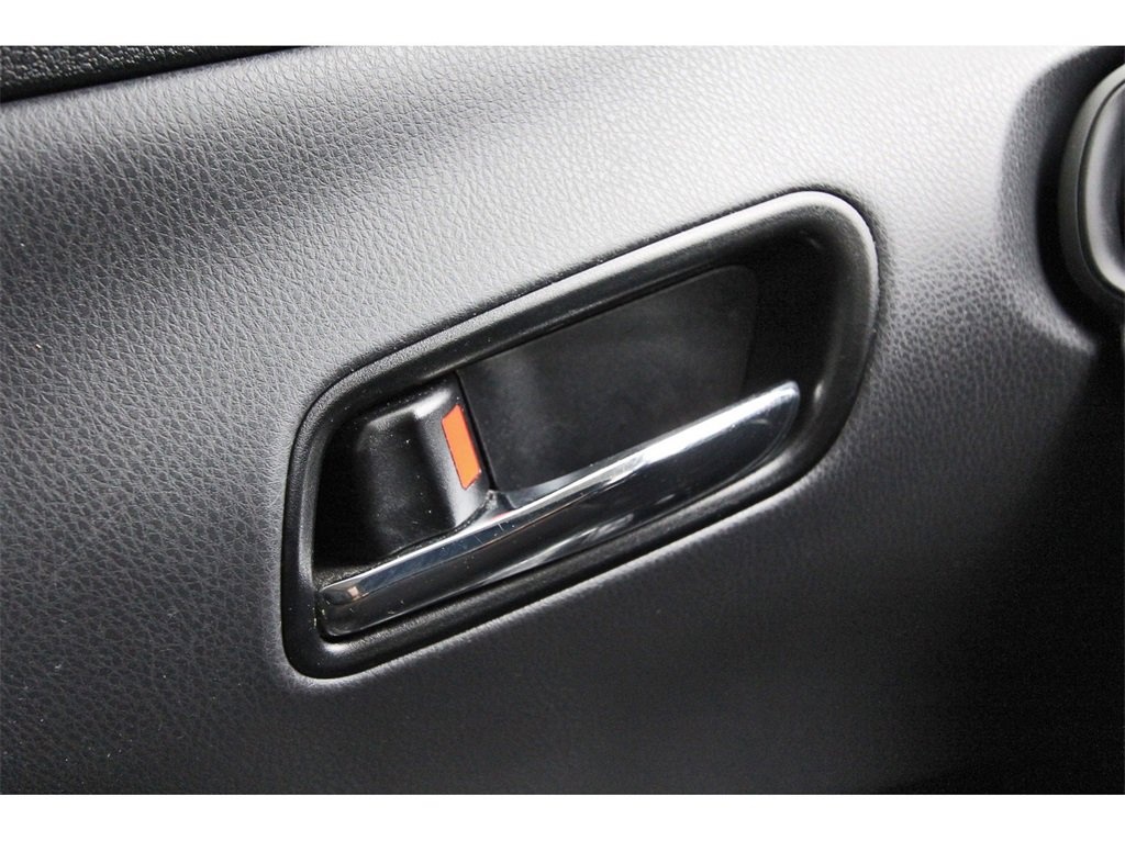 Used 2020 Toyota Prius image 21