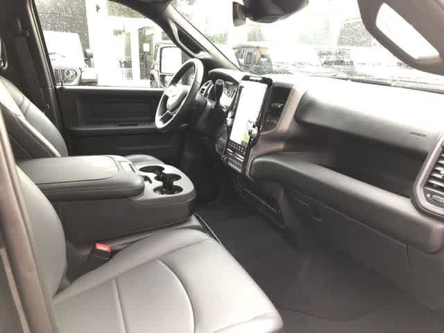 New 2026 RAM 3500 Tradesman AWD/4WD image 40