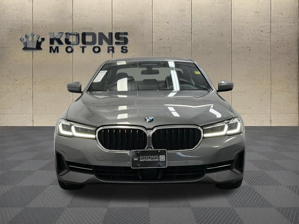 Used 2023 BMW 540i xDrive w/ Premium Package AWD/4WD image 3