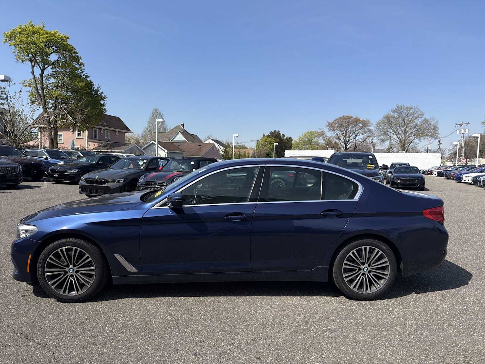 Used 2019 BMW 530i xDrive w/ Convenience Package AWD/4WD image 8
