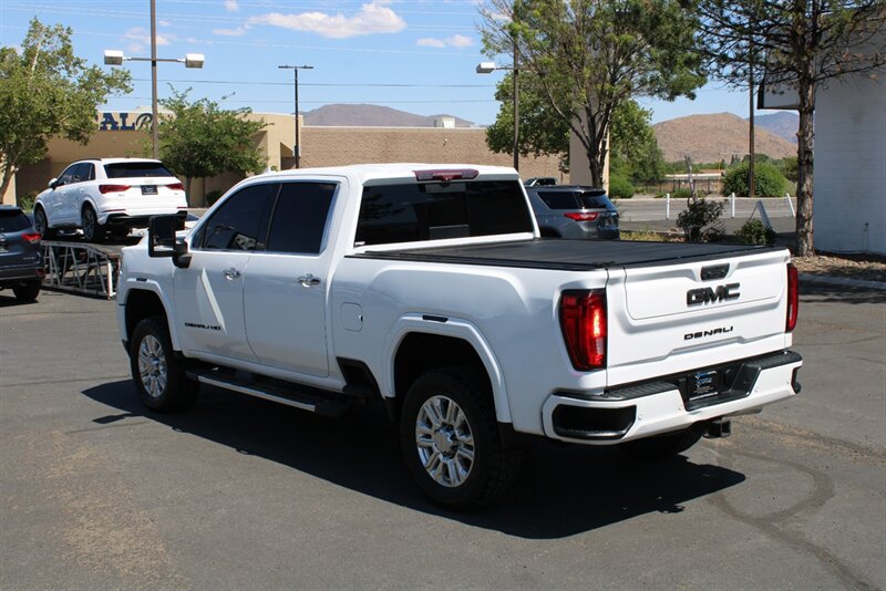 Used 2020 GMC Sierra 2500 Denali w/ Denali Ultimate Package AWD/4WD image 2