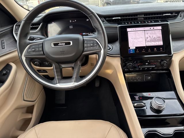 Certified 2022 Jeep Grand Cherokee Limited image 24