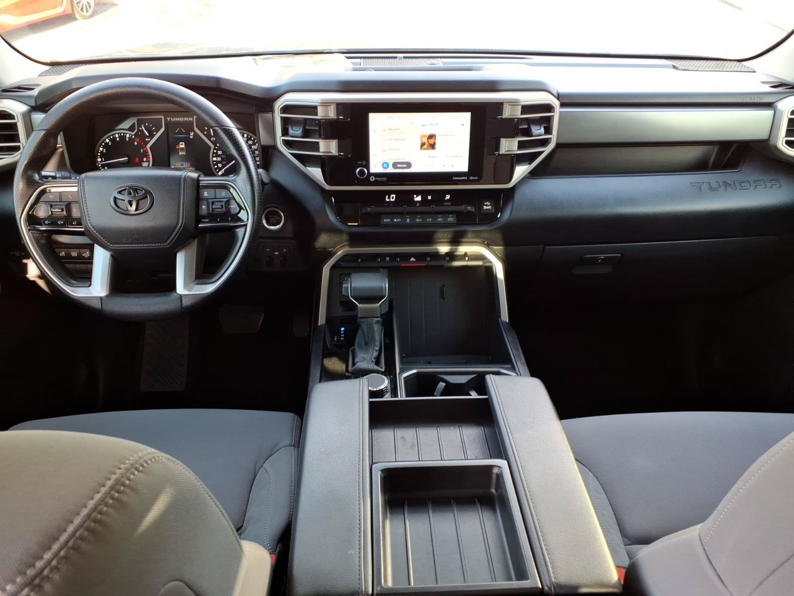 Used 2022 Toyota Tundra SR5 w/ Convenience Package RWD image 11