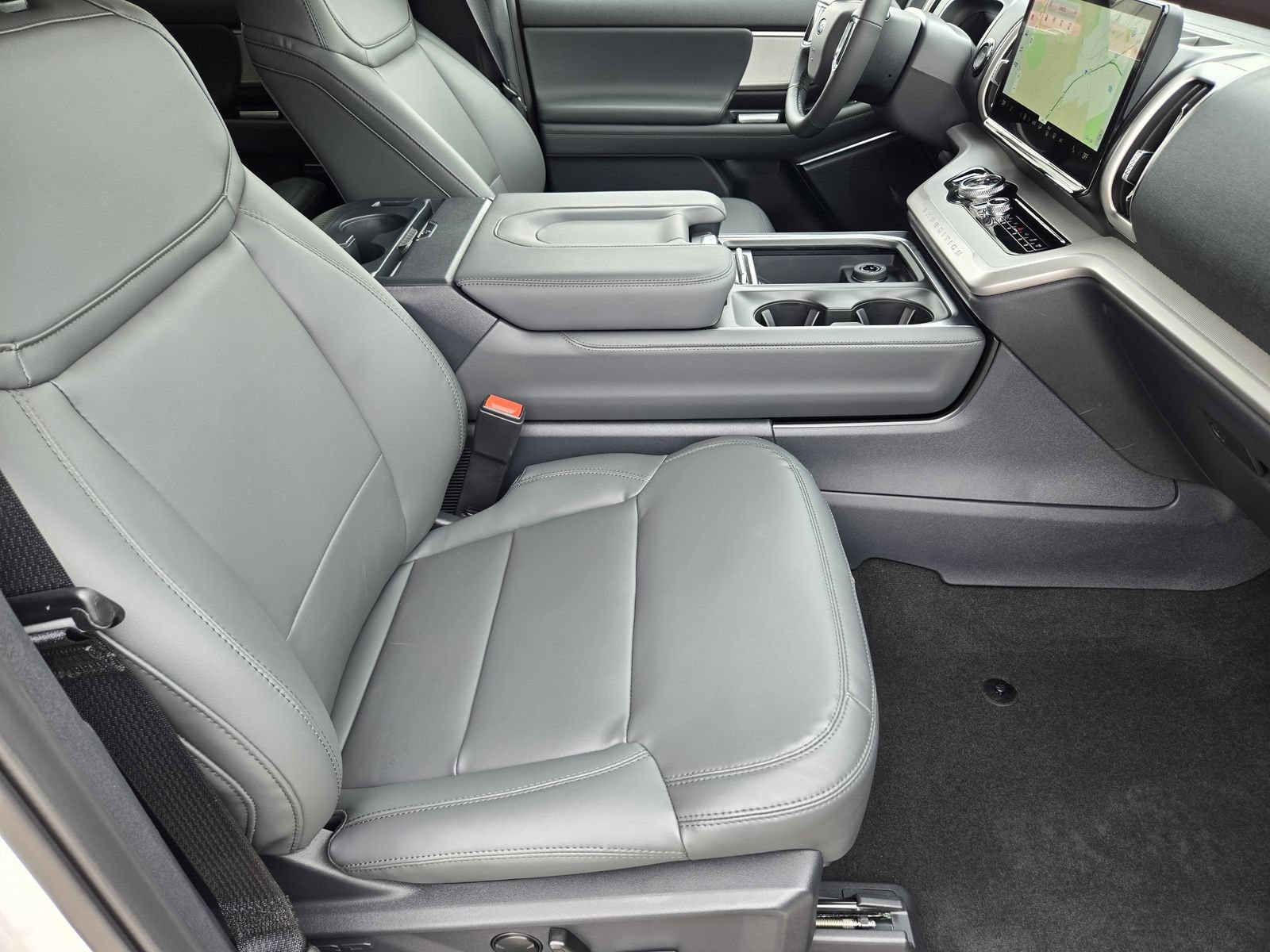 New 2026 Ford Expedition Active RWD image 16
