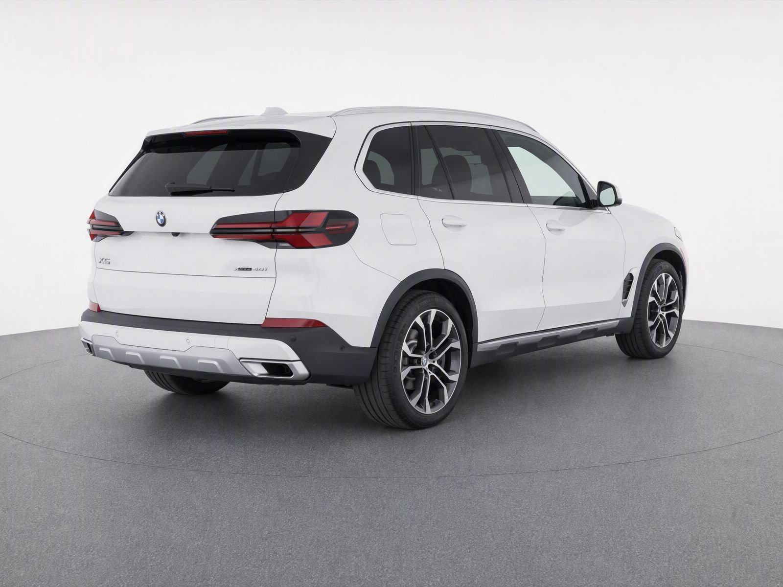 Certified 2024 BMW X5 sDrive40i w/ Premium Package RWD image 8