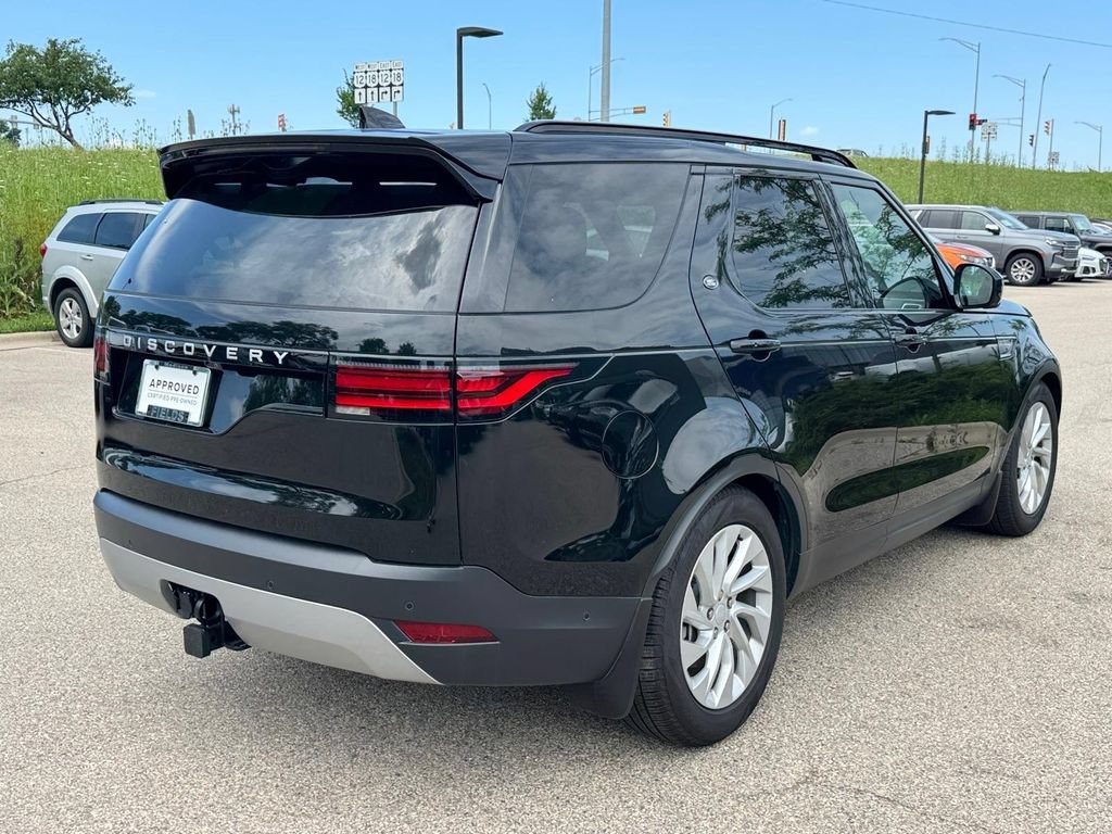 Used 2025 Land Rover Discovery S AWD/4WD image 4