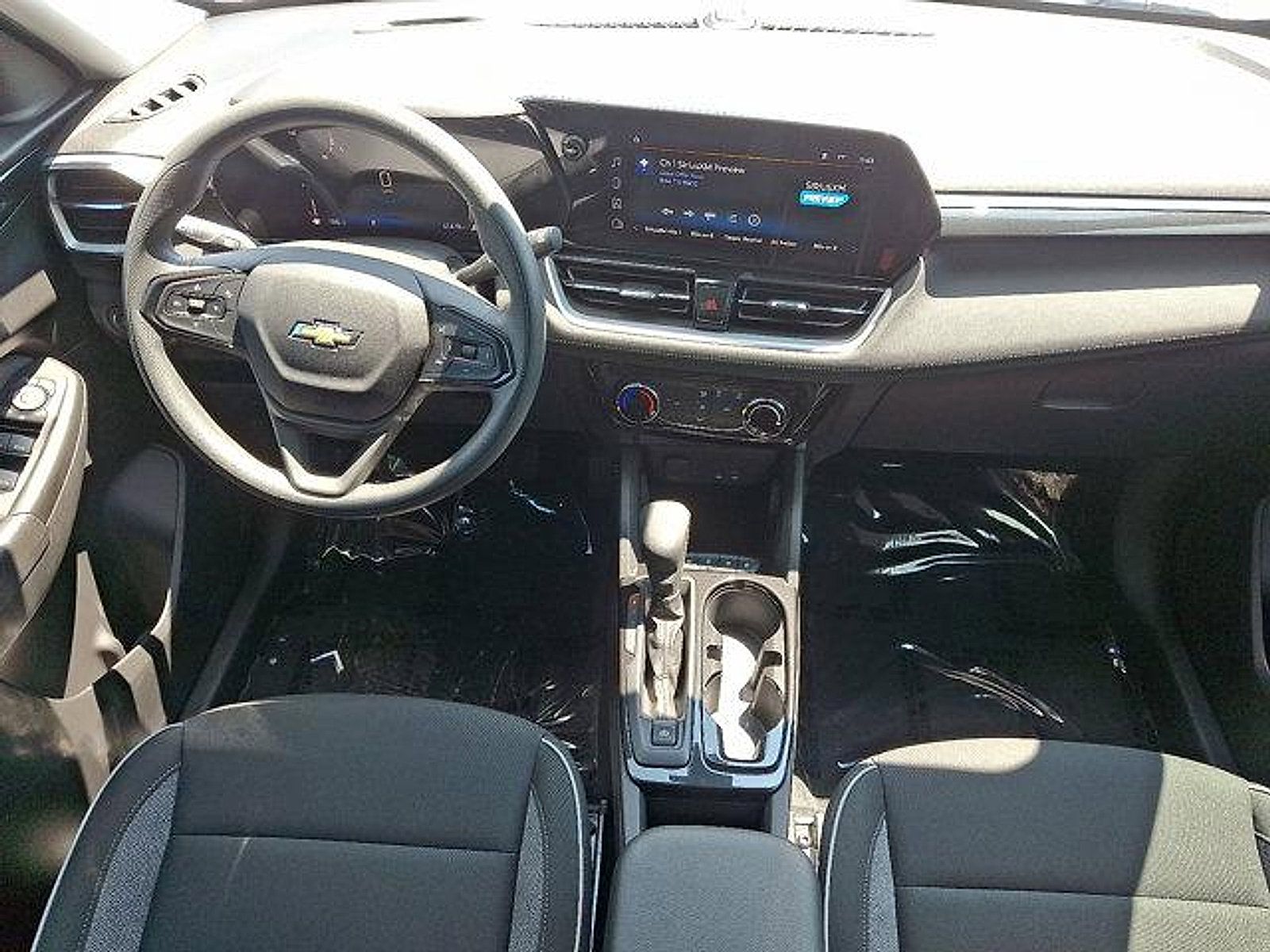 Used 2024 Chevrolet TrailBlazer LT w/ Driver Confidence Package image 46