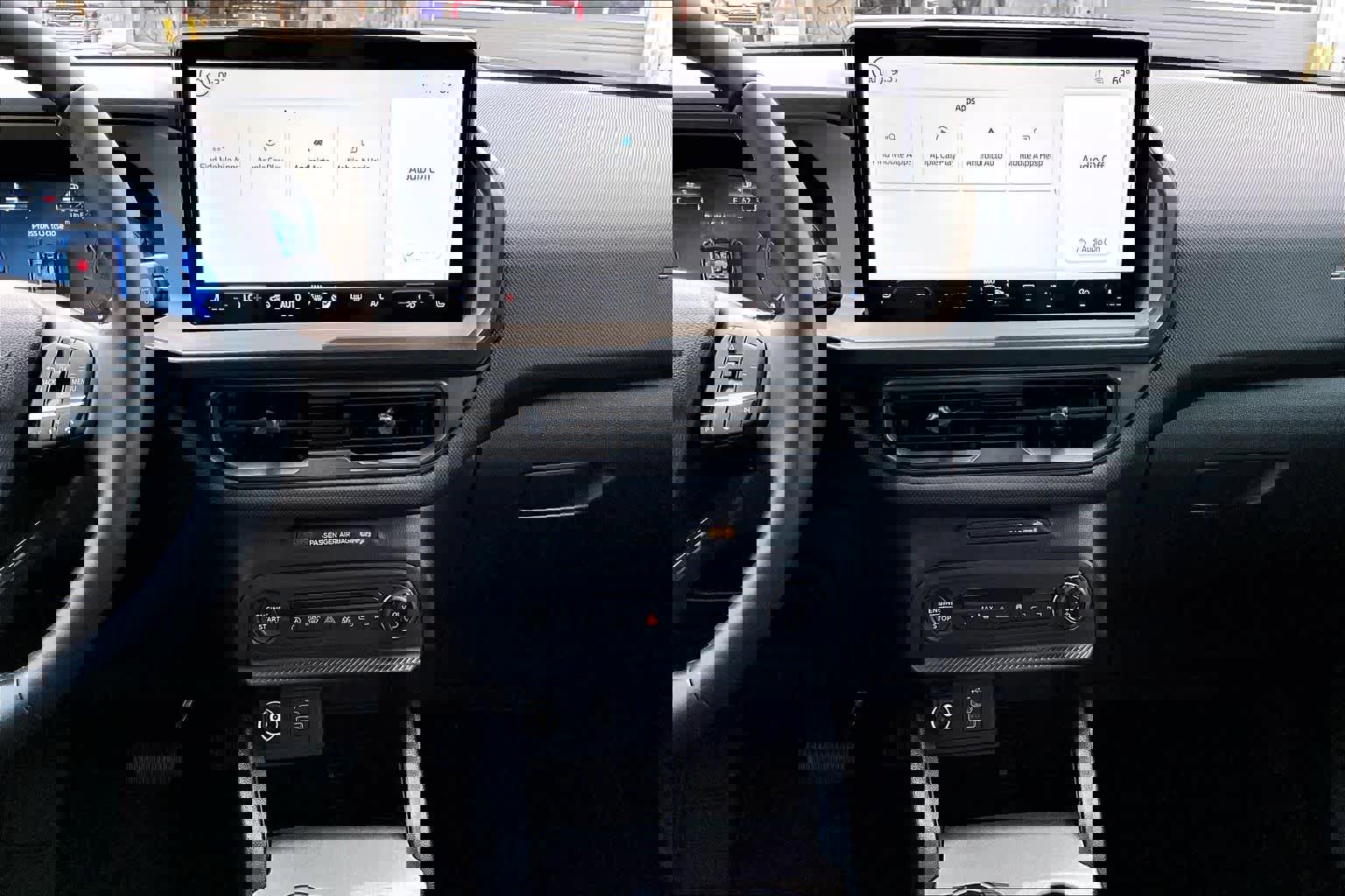 Used 2025 Ford Bronco Sport Big Bend w/ Convenience Package image 6