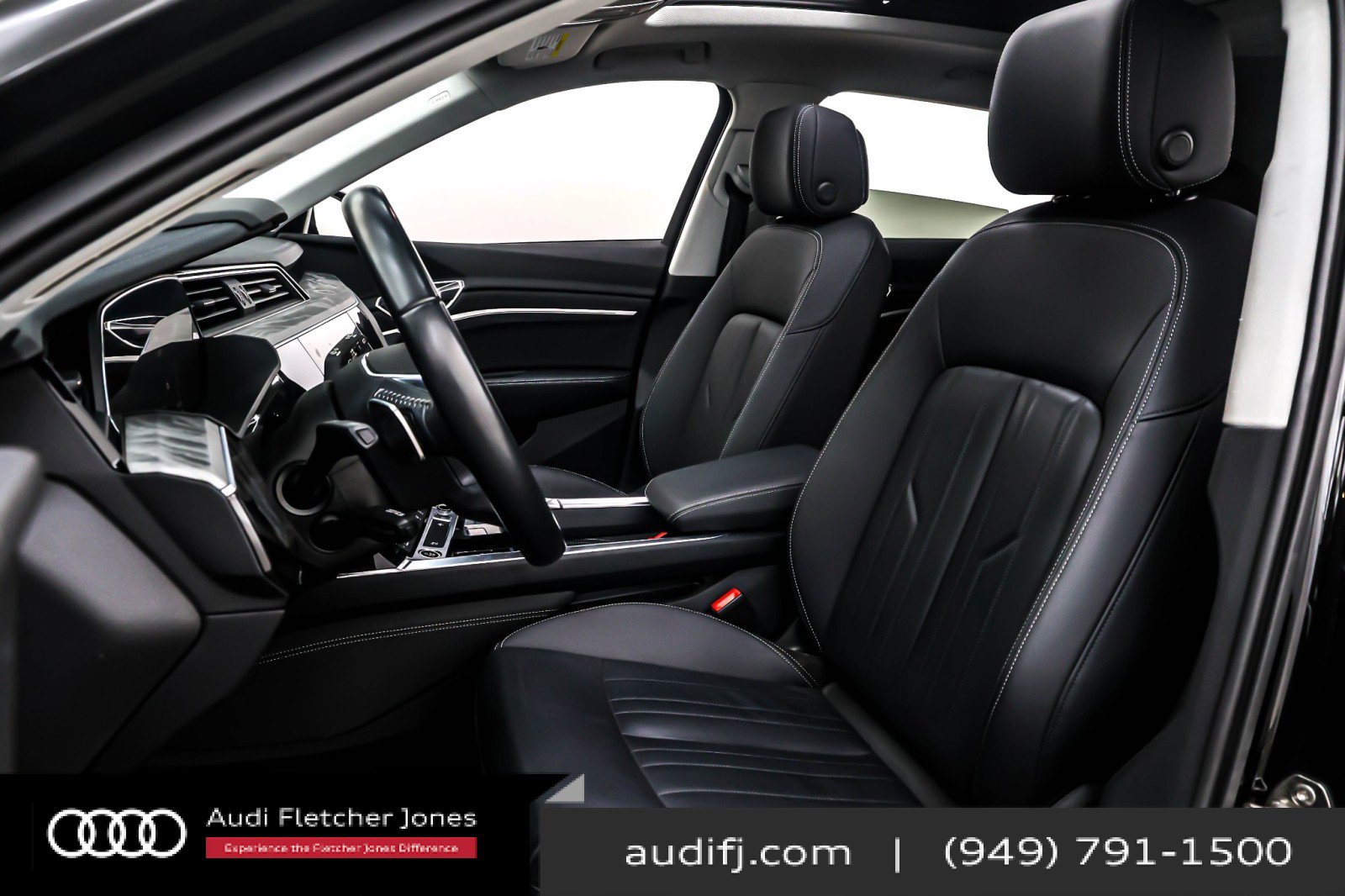 Used 2021 Audi e-tron Premium w/ Convenience Plus Package image 17