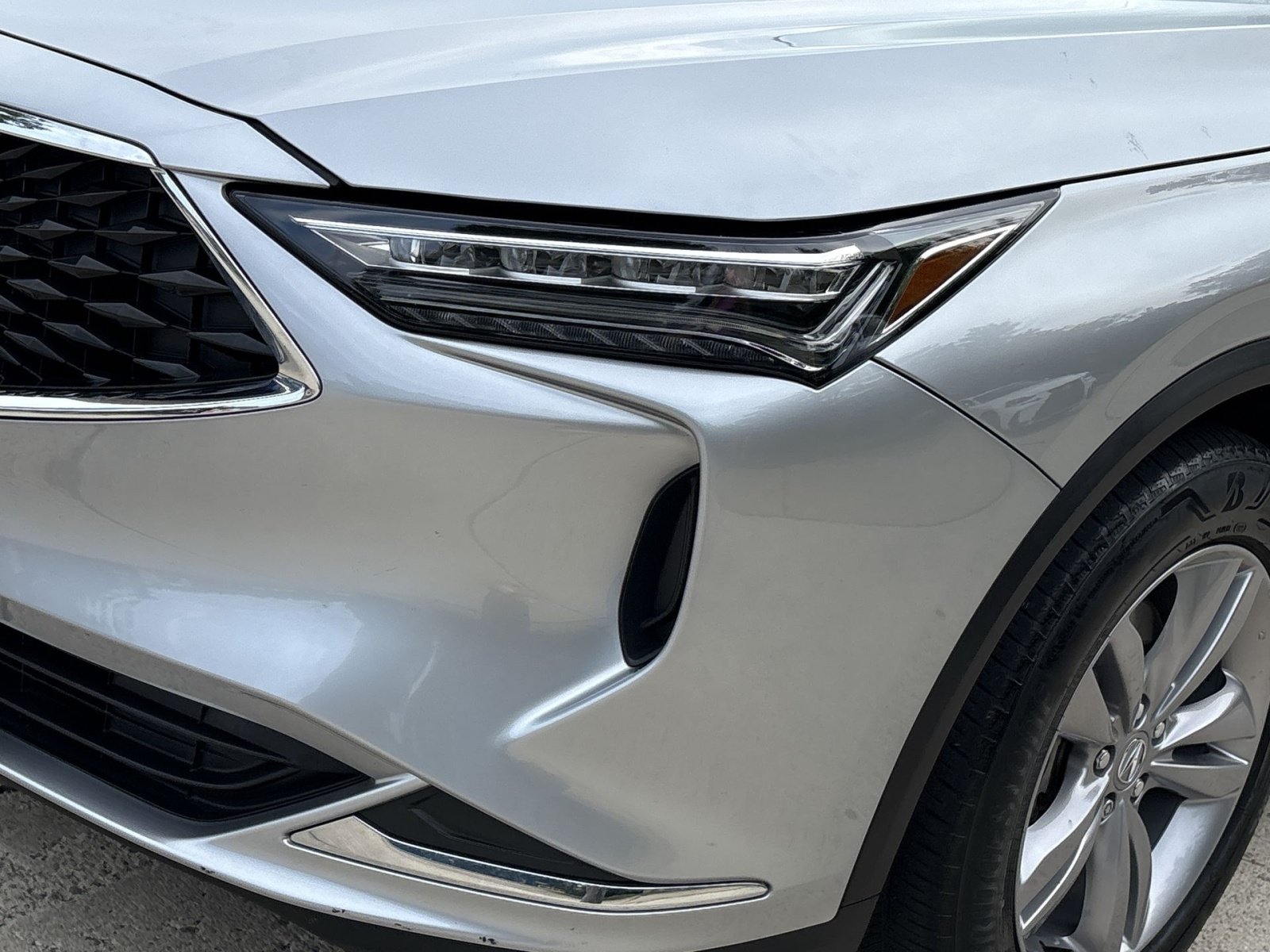 Used 2024 Acura MDX SH-AWD image 11