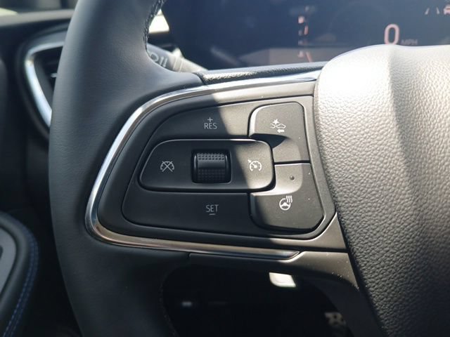 Used 2026 Buick Encore GX Sport Touring w/ Comfort Package FWD image 23