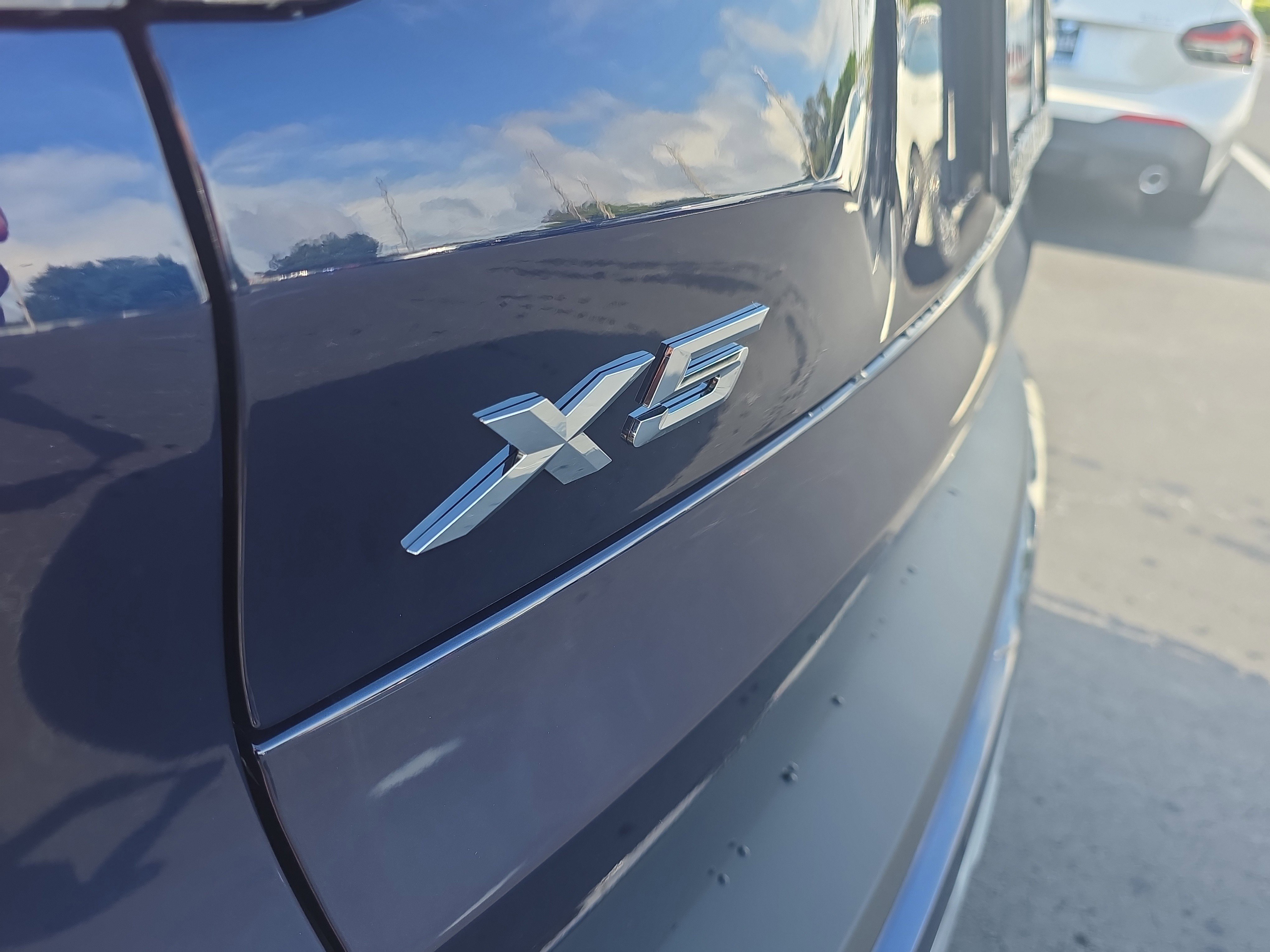 New 2026 BMW X5 sDrive40i w/ Climate Comfort Package image 5