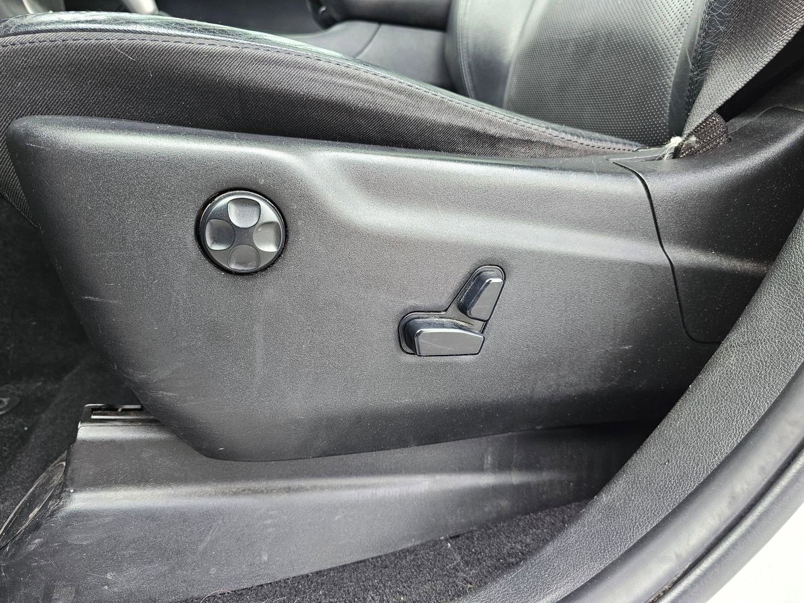 Used 2020 Jeep Grand Cherokee Limited w/ Luxury Group II image 20