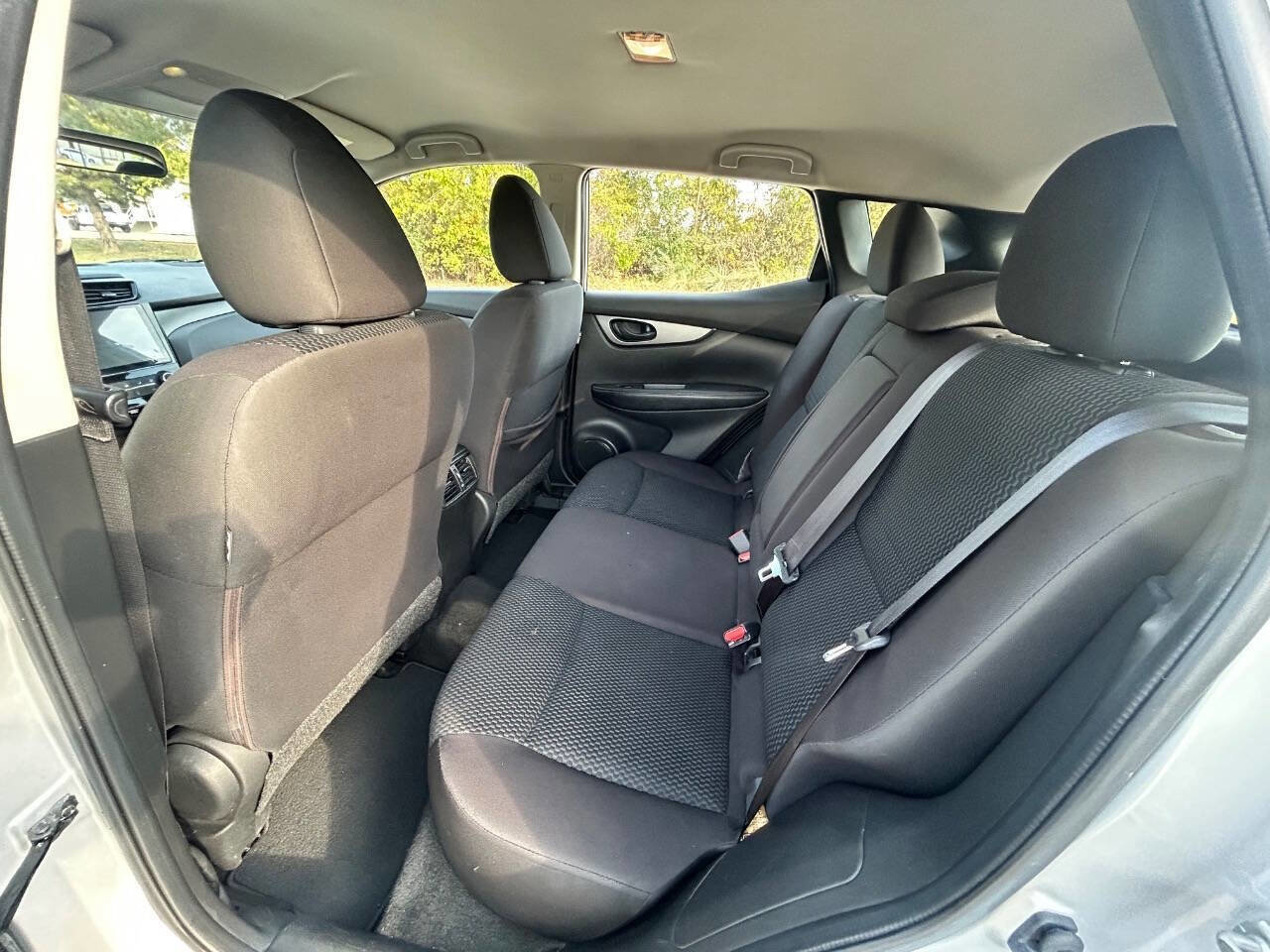 Used 2018 Nissan Rogue Sport S w/ S Appearance Package image 13