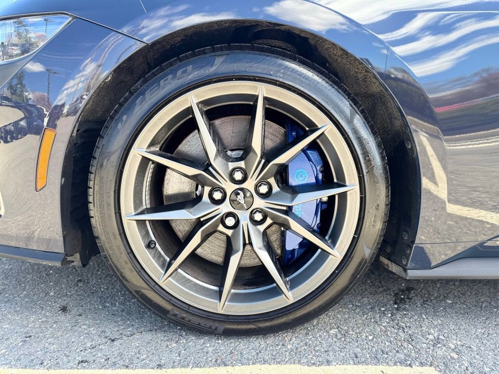 Used 2024 Ford Mustang Dark Horse RWD image 3