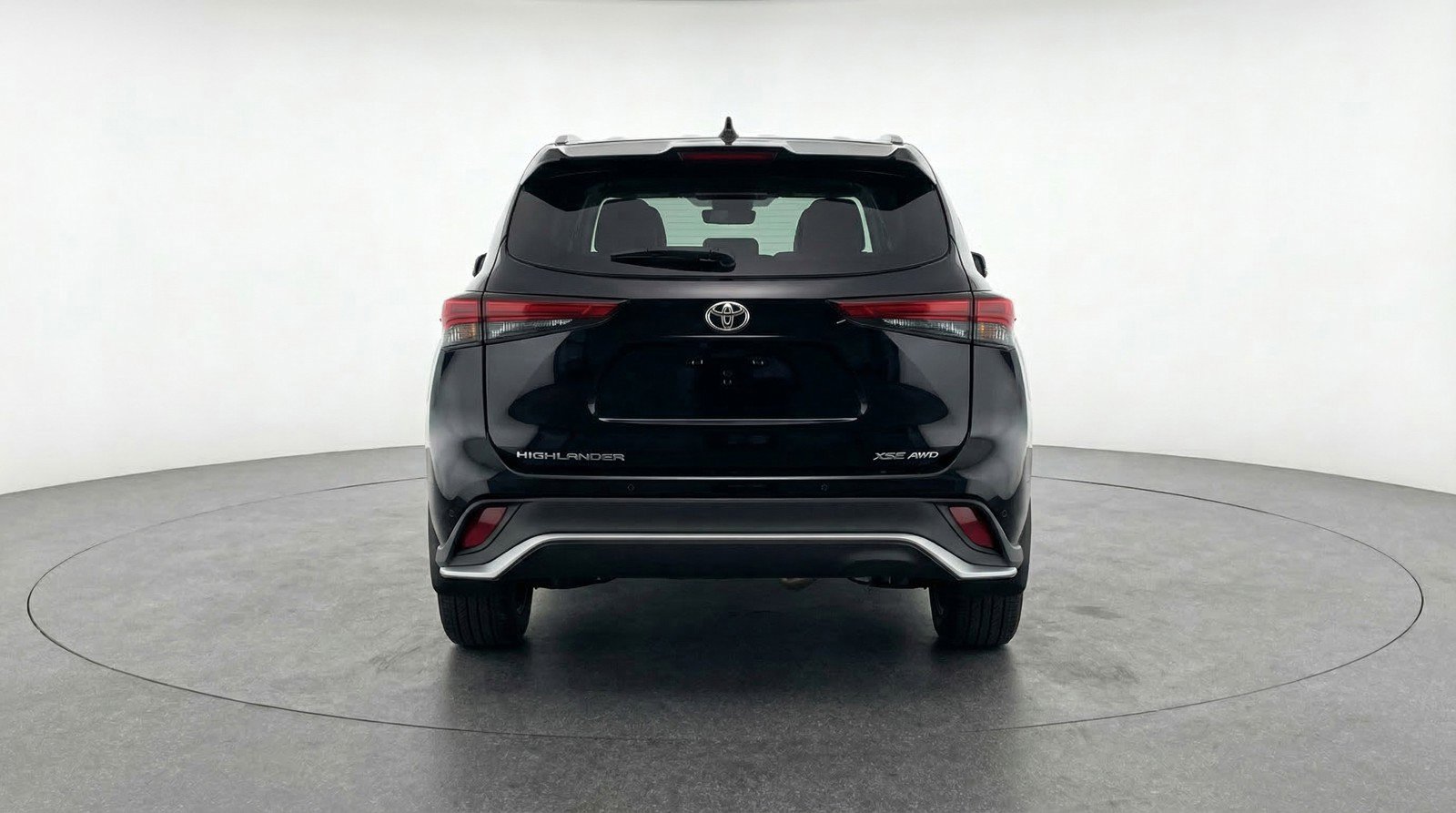 Used 2025 Toyota Highlander XSE image 7