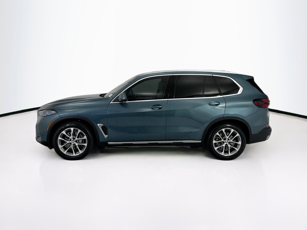 Certified 2024 BMW X5 xDrive40i w/ Executive Package AWD/4WD image 8