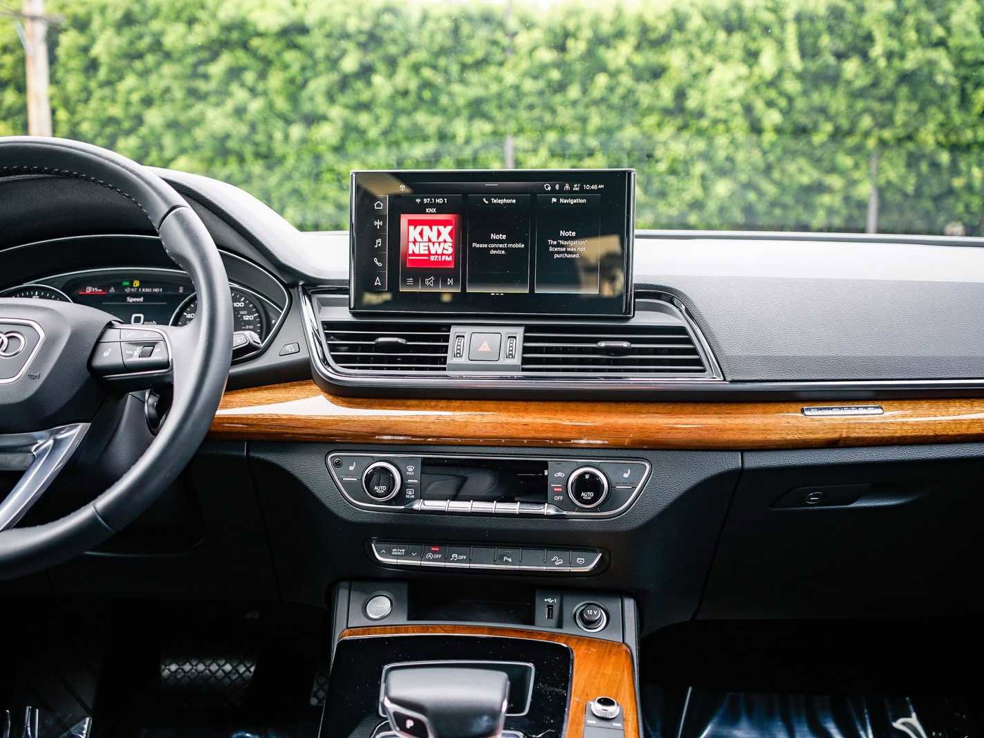 Used 2023 Audi Q5 2.0T Premium w/ Convenience Package image 12