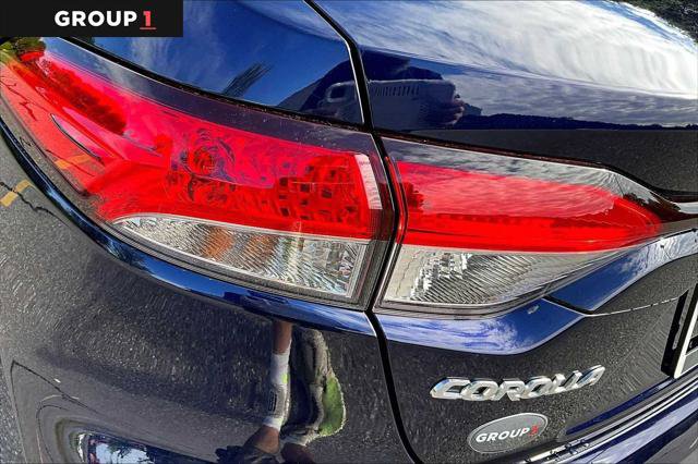 Certified 2022 Toyota Corolla LE FWD image 28