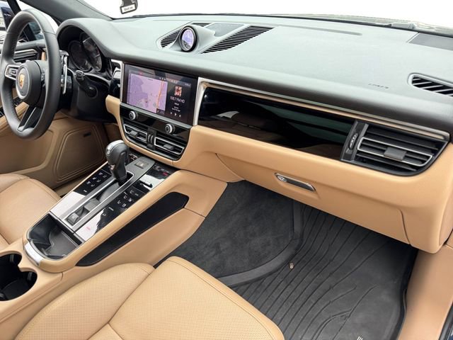 Used 2022 Porsche Macan image 19